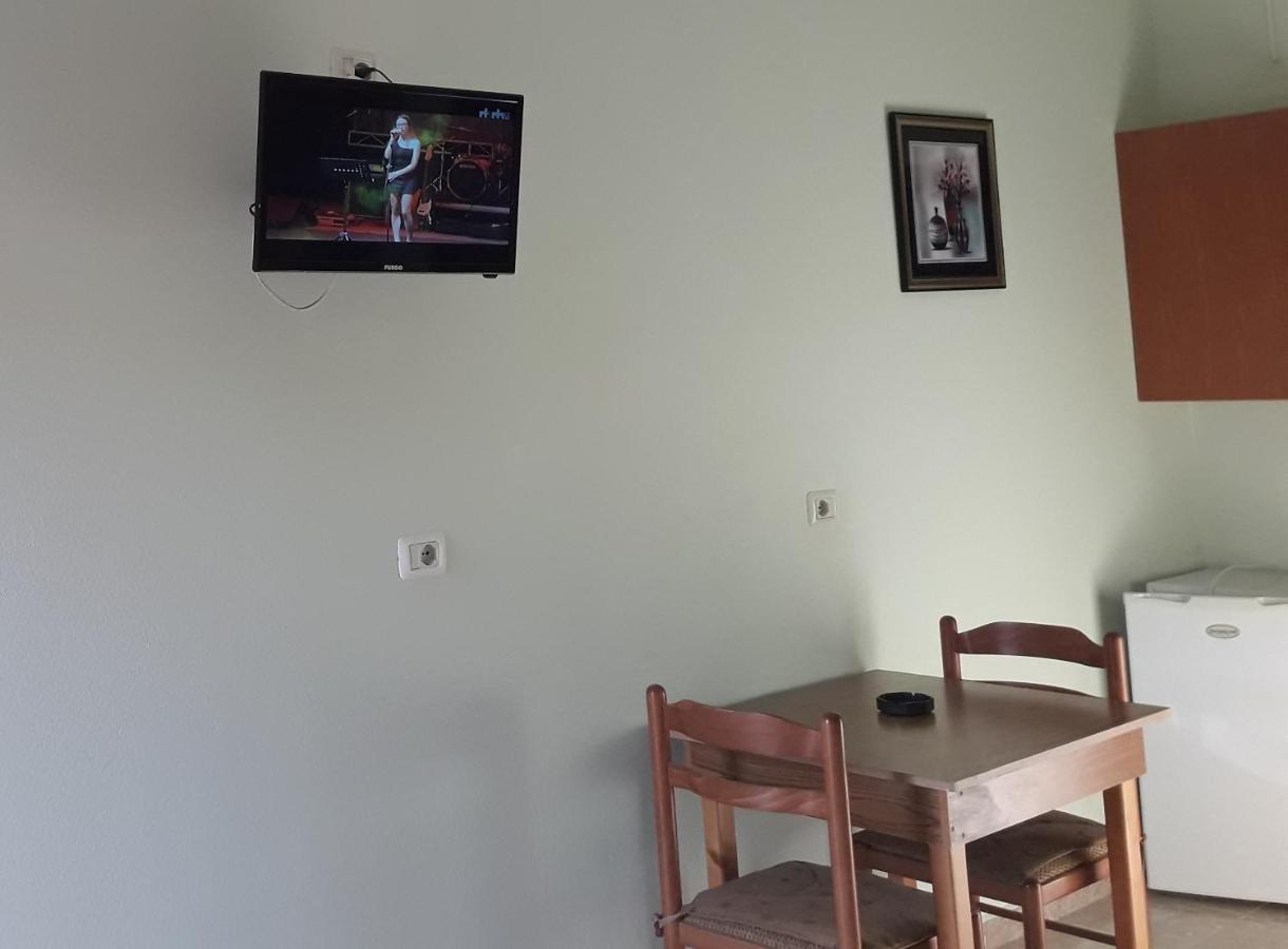 Tani'S Guesthouse Ksamil Zewnętrze zdjęcie